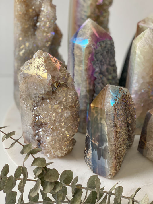 Live Listing - Sara loves crystals