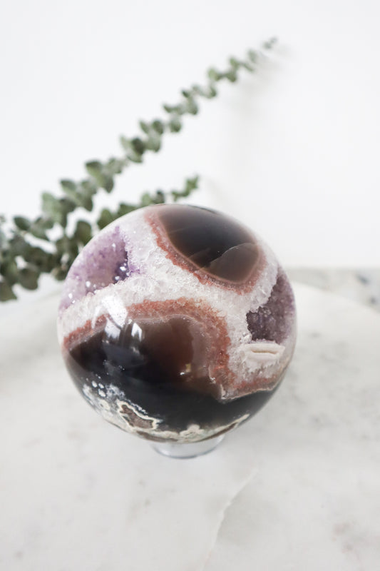 Amethyst Sphere XL